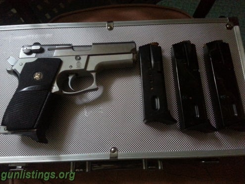 Pistols Smith And Wesson 669