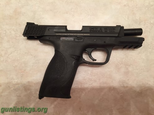 Pistols Smith And Wesson M&P .40 Full Size