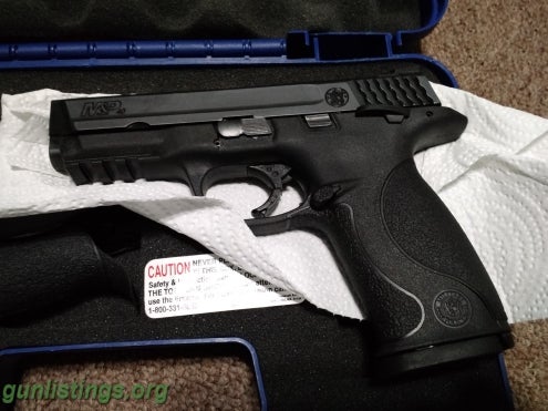 Pistols Smith And Wesson M&P 40 Cal