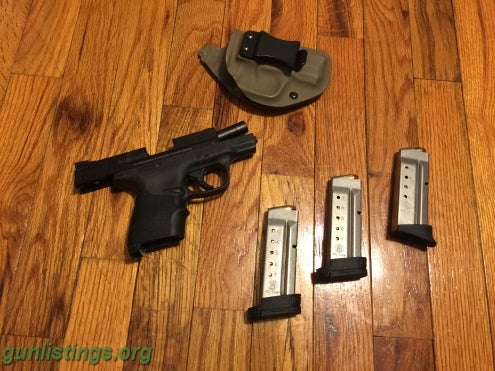 Pistols Smith And Wesson M&P Shield .40