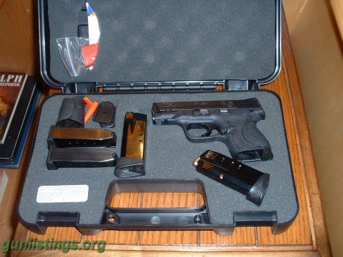 Pistols SMITH M&P40C