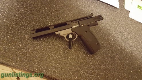 Pistols Smith N Wesson 22a1