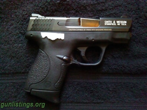 Pistols Smith Shield 9 Custom W/ Extras