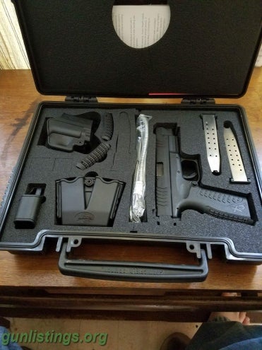 Pistols Smithfield Armory Full-size XDM S&W 40 Black