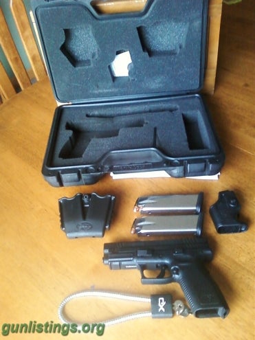Pistols Springfield XD .40cal