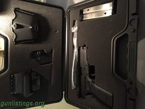 Pistols Springfield XD 9mm (Full Service Model)