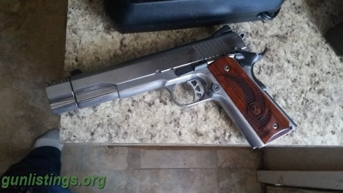 Pistols Sr1911