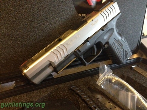 Pistols Stainless 5.25 XDM In .40S&W