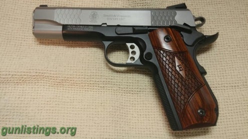 Pistols S&W 1911SC Rounded Butt