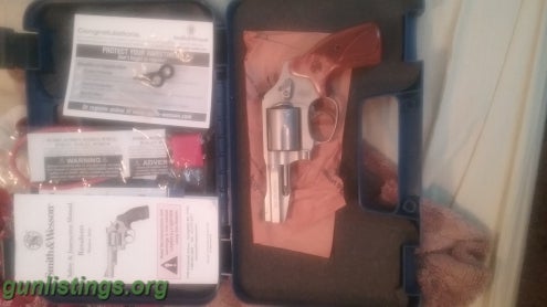 Pistols S&W 60-15 Pro Series 357 Mag 3inch. Excellent Shape