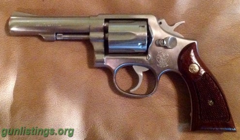 Pistols S&W M64 Police And Military 38 Special SS