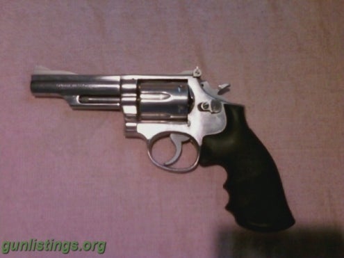 Pistols S&W Model 66