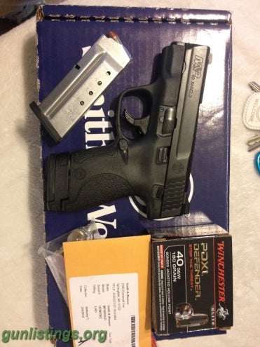Pistols S&W M&P Shield .40 Cal Never Fired