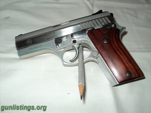 Pistols Taurus - PT940 Handgun