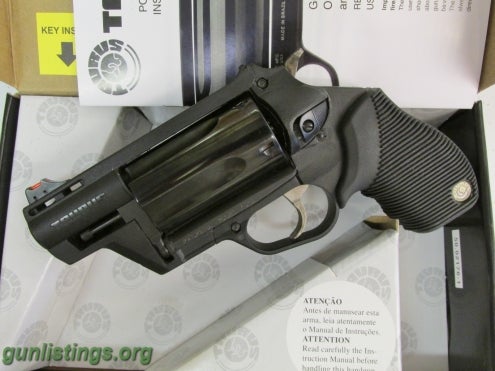 Pistols Taurus Judge Public Defender Poly 2