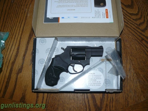 Pistols Taurus M905 9mm Revolver Excellent