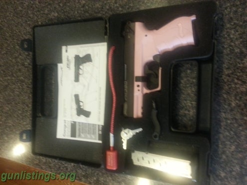 Pistols Walther PK380 - Black And Pink