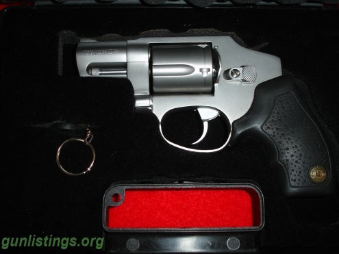 Pistols Taurus 38 Special 2