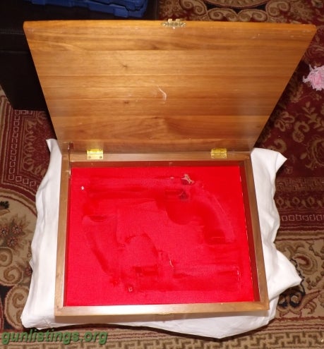 Accessories Walnut Wooden Presentation Box For Two Large Frame Revo