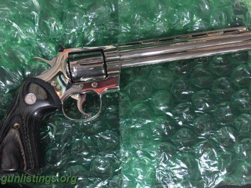 Pistols 1964 Colt Python 8
