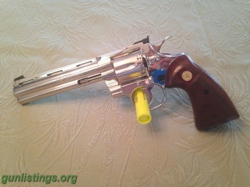 Pistols 1981 Colt Python 6