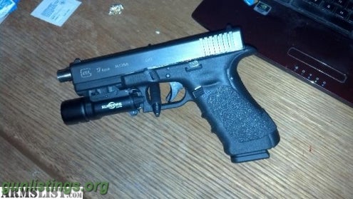 Pistols ## Glock 17 Gen 4, X300 Light, Threaded Barrel