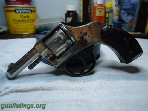 Pistols H&R YOUNG AMERICAN DOUBLE ACTION IN.22 SHORT