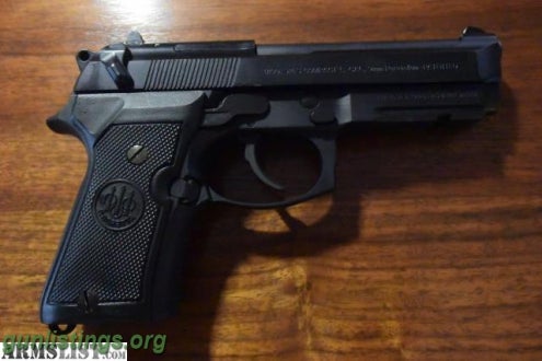 Pistols Beretta 92FS (M9A1) Compact