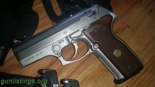 Pistols Beretta Cougar Inox 40 SW Plus Extras
