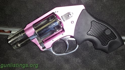 Pistols Charter Arms Chic Lady .38