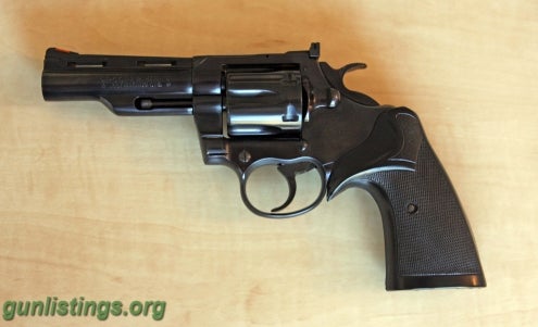 Pistols Colt Trooper Mark V Revolver, .357 Magnum