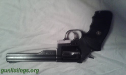 Pistols Dan Wesson Arms 357 Magnum Pistol