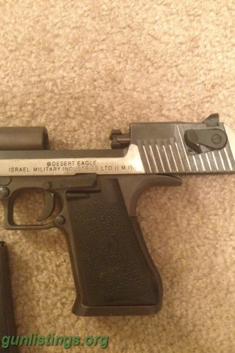Pistols Desert Eagle .50