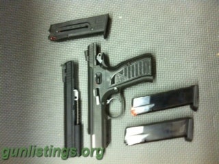 Pistols EAA Witness .45 (steel Frame)