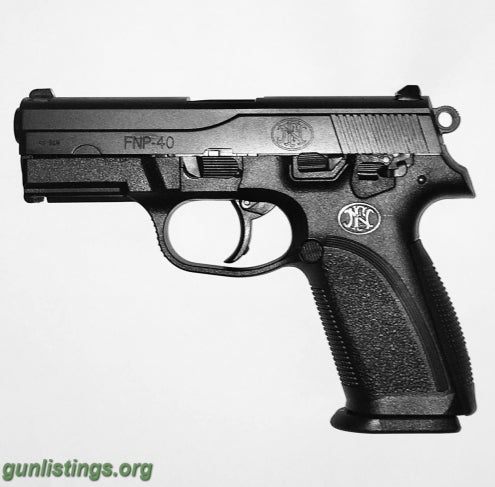 Pistols FNH USA / FNP .40 Caliber Pistol