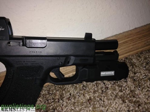 Pistols Glock 19 Gen 4 - Inforce APL, RMR Cut, Stippled