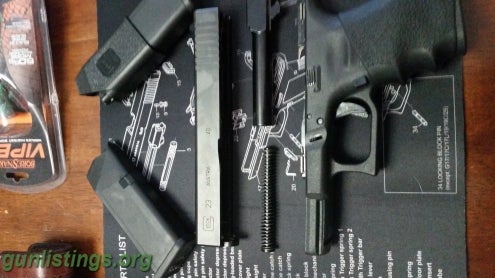 Pistols Glock 23 Gen 3