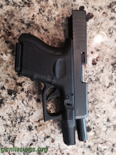 Pistols Glock Gen4 G27 40 Cal Handgun - Never Fired