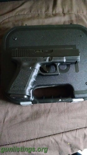 Pistols Like New Glock Model 19 For Sale