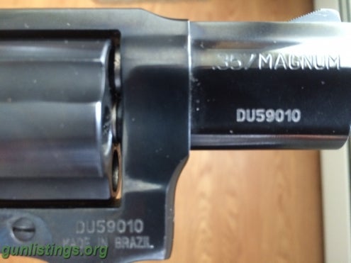 Pistols NIB Taurus Model 6052B 357 Mag Revolver 5 Round + Ammo
