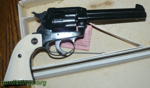 Pistols RG63 8 Shot 22LR Revolver Vintage In Box