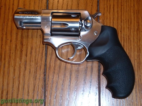 Pistols RUGER SP101 STAINLESS 2