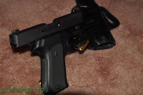 Pistols Sig P220 .45