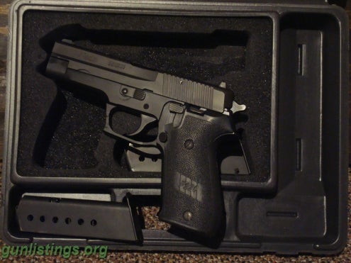 Pistols Sig P220 45 ACP With Box, Magazines