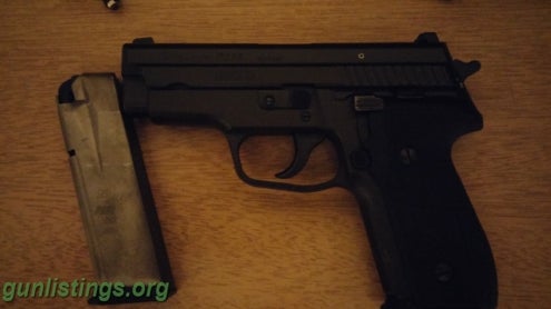 Pistols Sig P229
