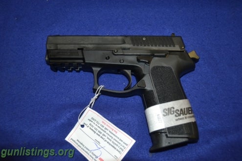Pistols SIG Sauer -- SP2022 9mm Luger With Compact Laser .9