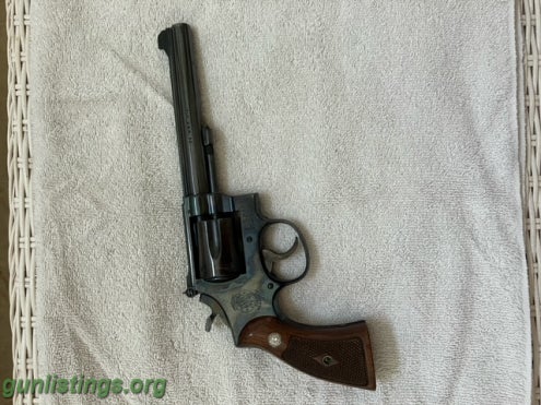 Pistols Smith & Wesson Model 48 (22 Mag.)