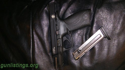 Pistols Smith & Wesson MP22