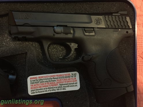 Pistols Smith & Wesson M&P .40 Compact Night Sights