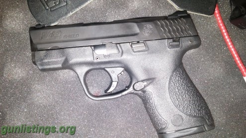 Pistols Smith & Wesson M&P Shield 9mm